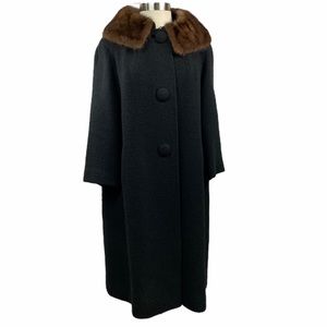 Vintage wool blend fur collar textured coat 1960’s